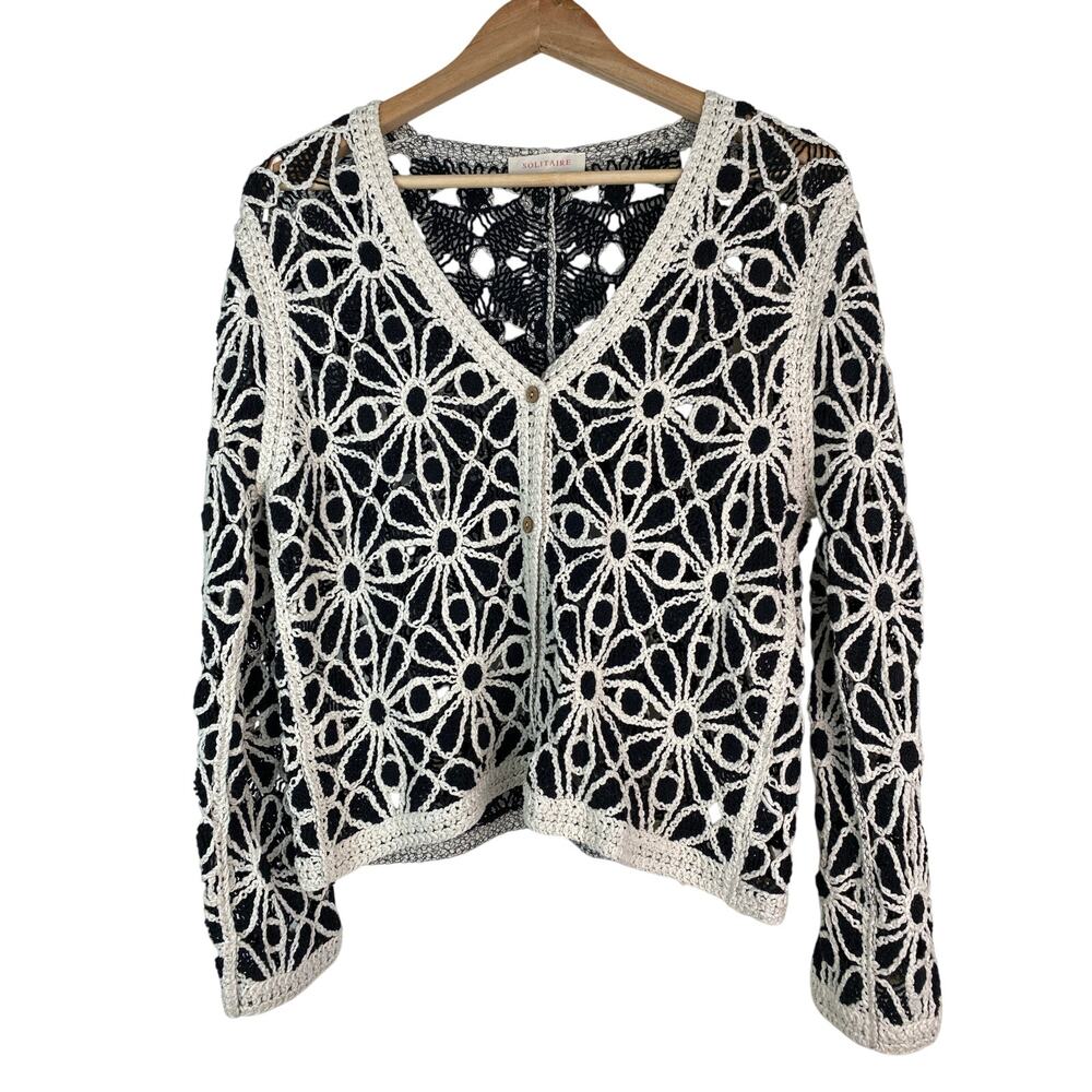 Solitaire Women‎ S Black White Lacy Open Knit Floral Button Up Cardigan Sweater*